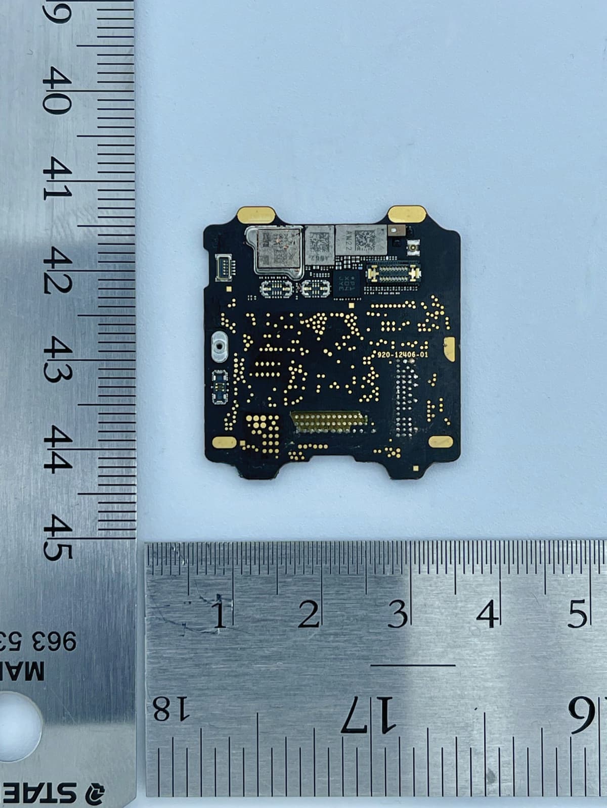internal-photo-showing-main-pcb-rear-on-apple-watch-series-8-fcc-id-bcg-a2775-model-a2775