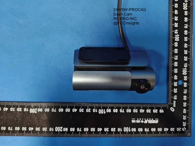 Dash Cam by REXING INC. External Photos 3