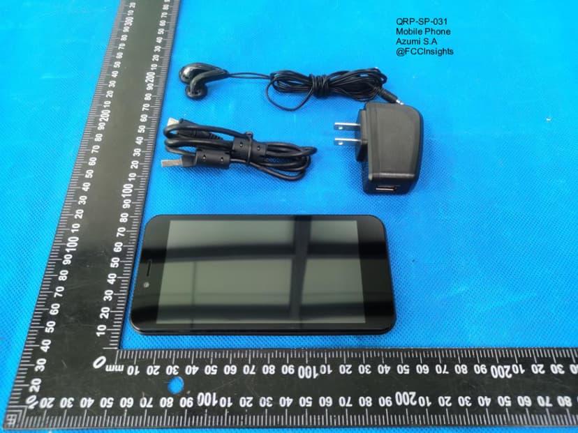 Mobile Phone by Azumi S.A External Photos 1