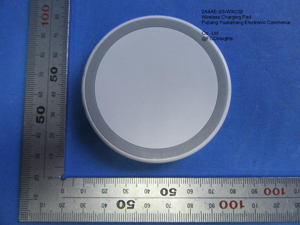 Wireless Charging Pad by Pujiang Yuansheng Electronic Commerce Co., Ltd. External Photos 2