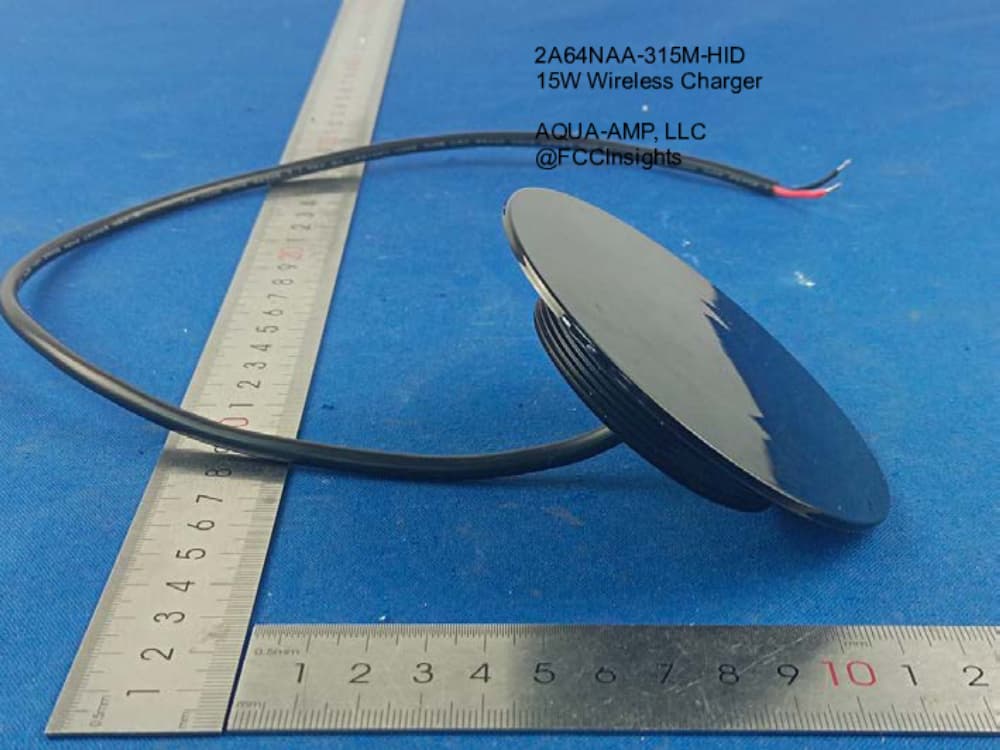 15W Wireless Charger by AQUA-AMP, LLC External Photos 3