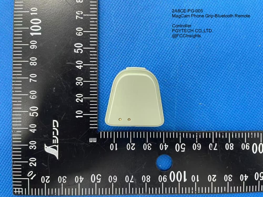 MagCam Phone Grip-Bluetooth Remote Controller by PGYTECH CO.,LTD. External Photos 2