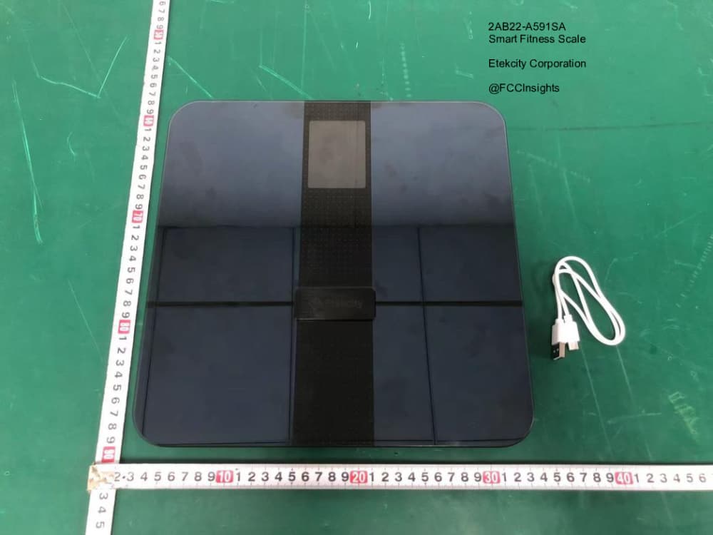 Smart Fitness Scale by Etekcity Corporation External Photos 1