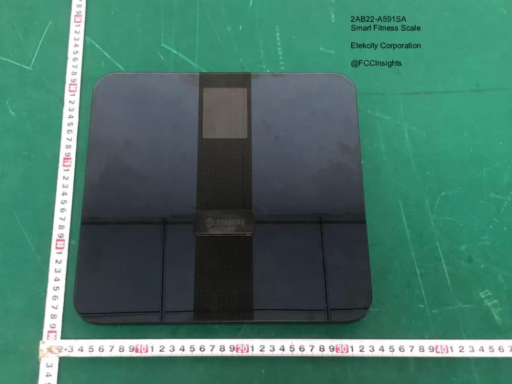 Smart Fitness Scale by Etekcity Corporation External Photos 2