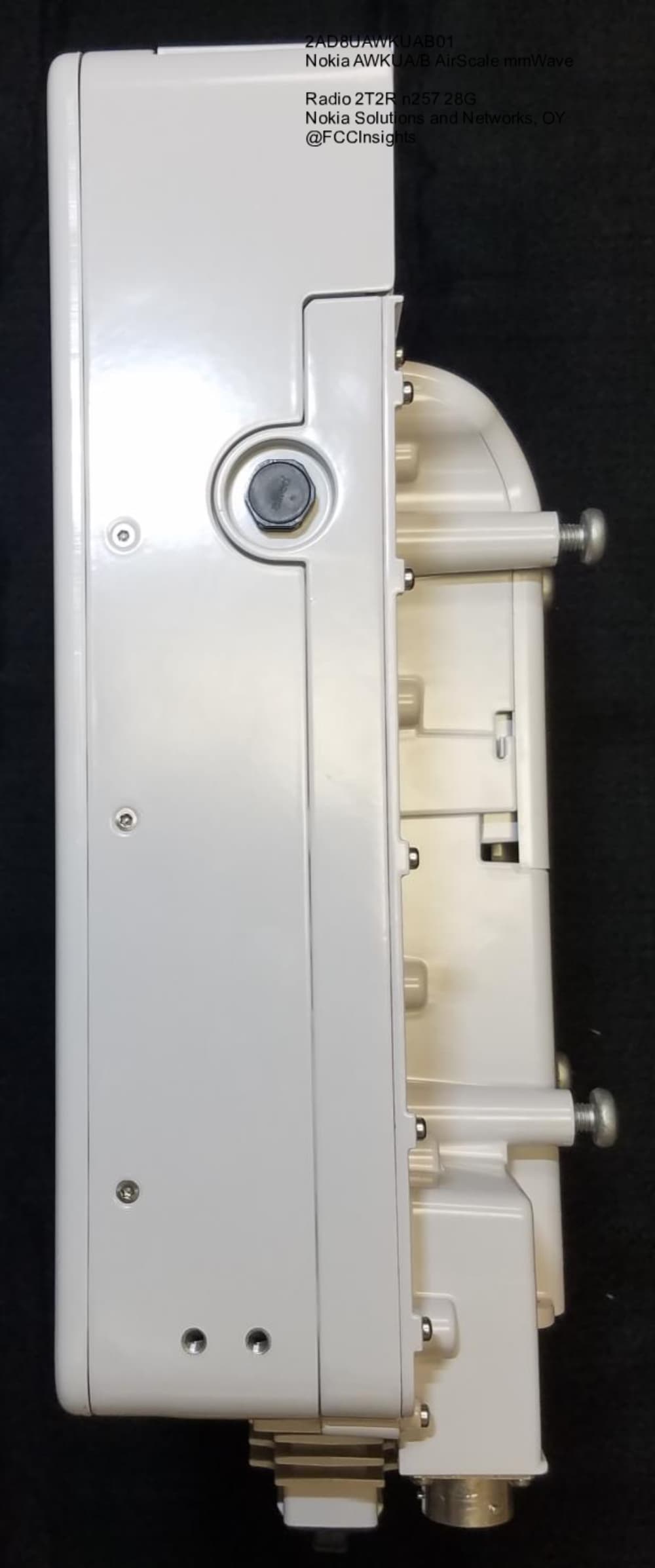 Nokia AWKUA/B AirScale mmWave Radio 2T2R n257 28G by Nokia Solutions and Networks, OY External Photos 3