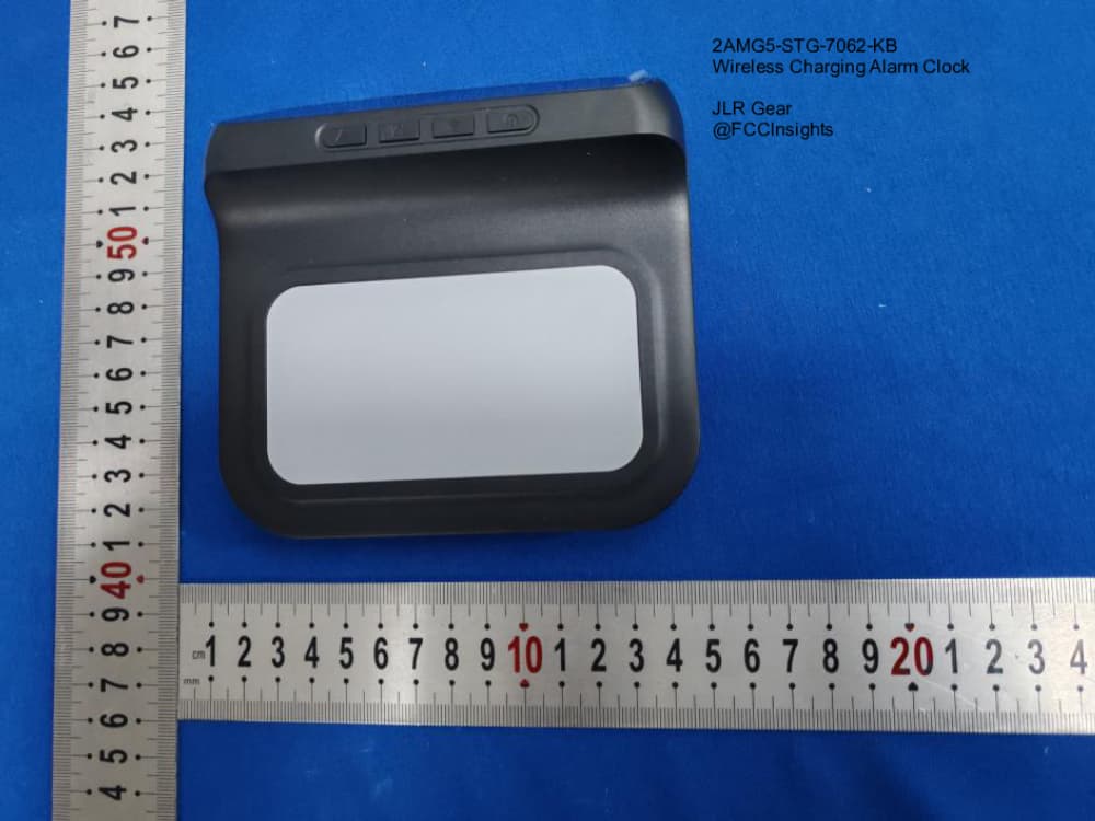 Wireless Charging Alarm Clock by JLR Gear External Photos 3