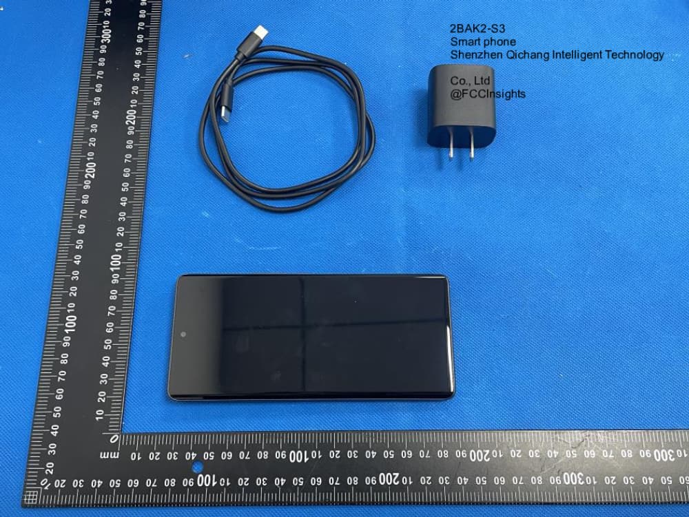 Smart phone by Shenzhen Qichang Intelligent Technology Co., Ltd External Photos 2