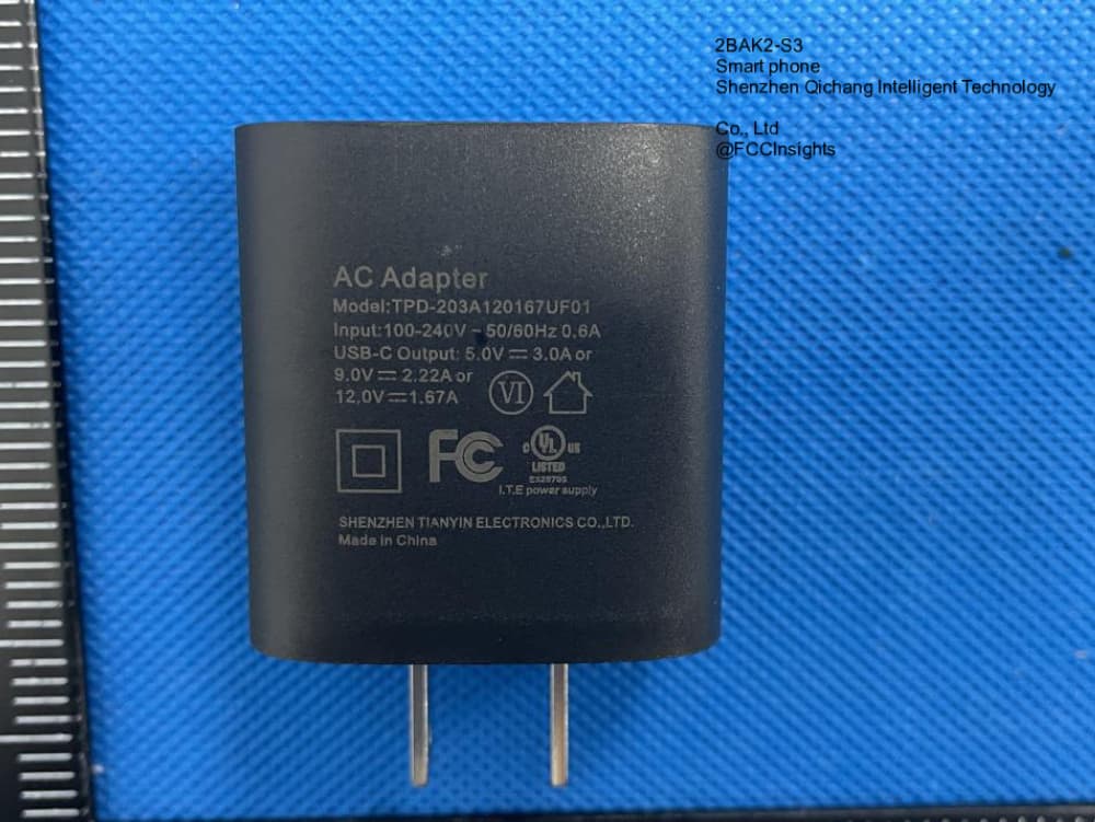 Smart phone by Shenzhen Qichang Intelligent Technology Co., Ltd External Photos 3