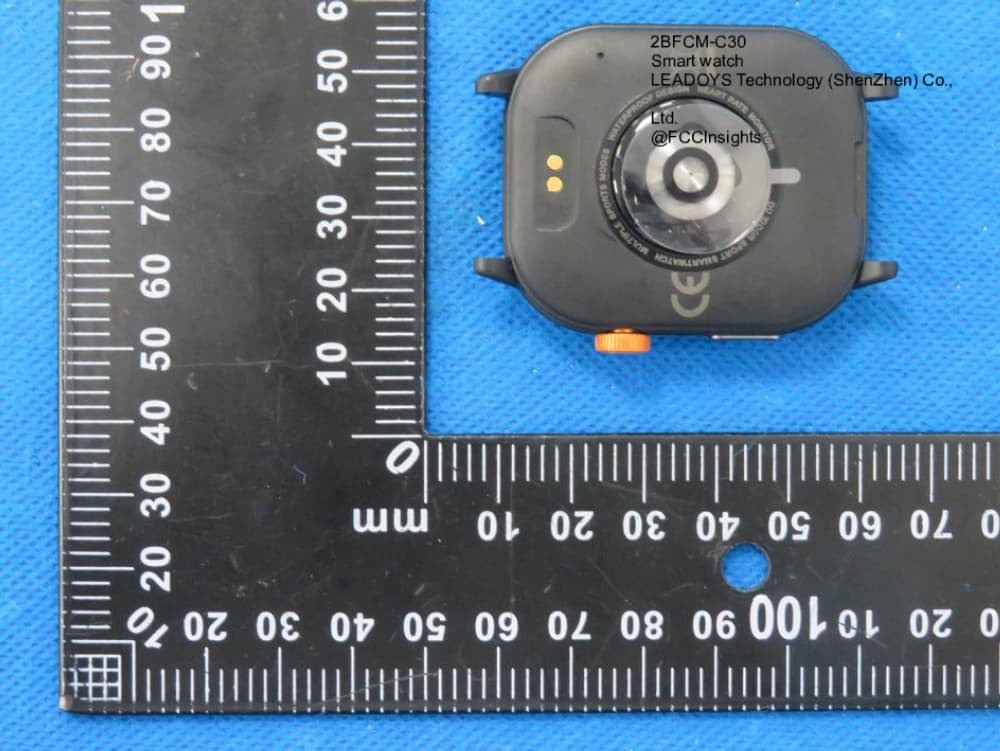 Smart watch by LEADOYS Technology (ShenZhen) Co., Ltd. External Photos 3