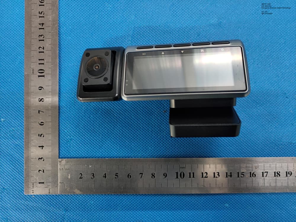 Car dashcam by Dongguan Shenyao Digital Technology Co., Ltd External Photos 3