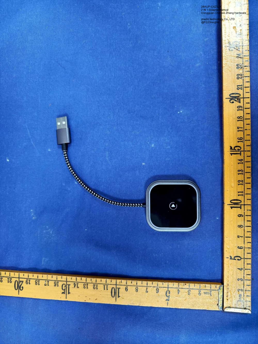 2 IN 1 Adapter Manual by Dongguan Chenxin Zheng hardware plastic technology Co., LTD External Photos 3