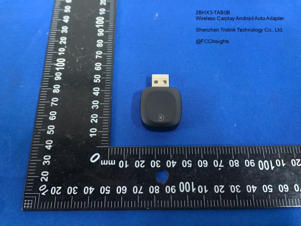 Wireless Carplay Android Auto Adapter by Shenzhen Trolink Technology Co., Ltd. External Photos 2