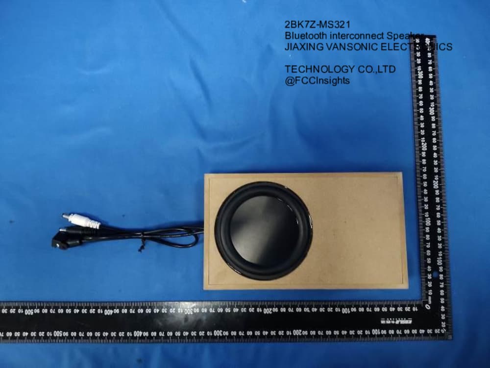 Bluetooth interconnect Speaker by JIAXING VANSONIC ELECTRONICS TECHNOLOGY CO.,LTD External Photos 2