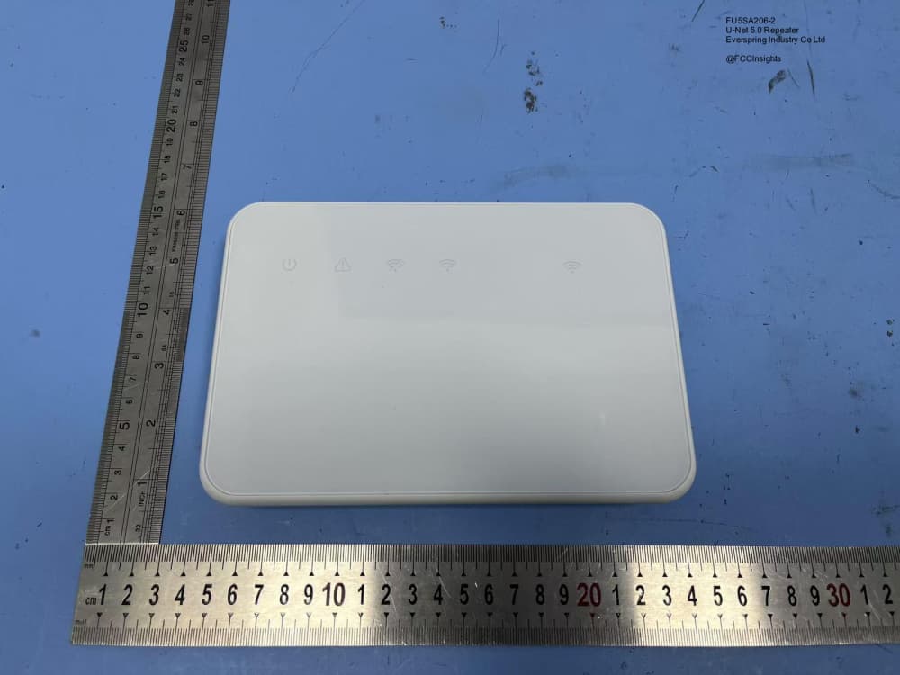 U-Net 5.0 Repeater by Everspring Industry Co Ltd External Photos 2