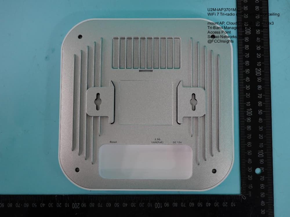 WiFi 7 Tri-radio concurrent indoor ceiling mount AP, Cloud Lite 802.11be 2x3x3 Tri-Band Managed Indoor Wireless Access Point by Senao Networks, Inc. External Photos 3
