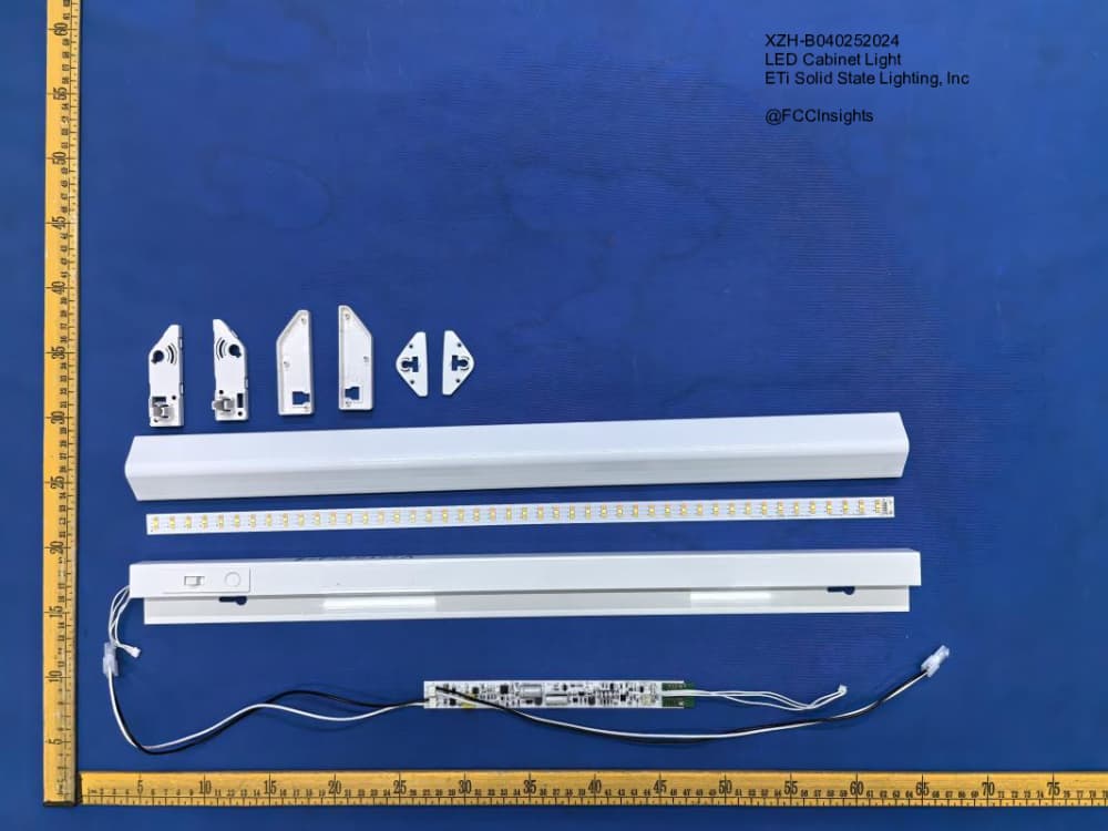 LED Cabinet Light by ETi Solid State Lighting, Inc Internal Photos 1