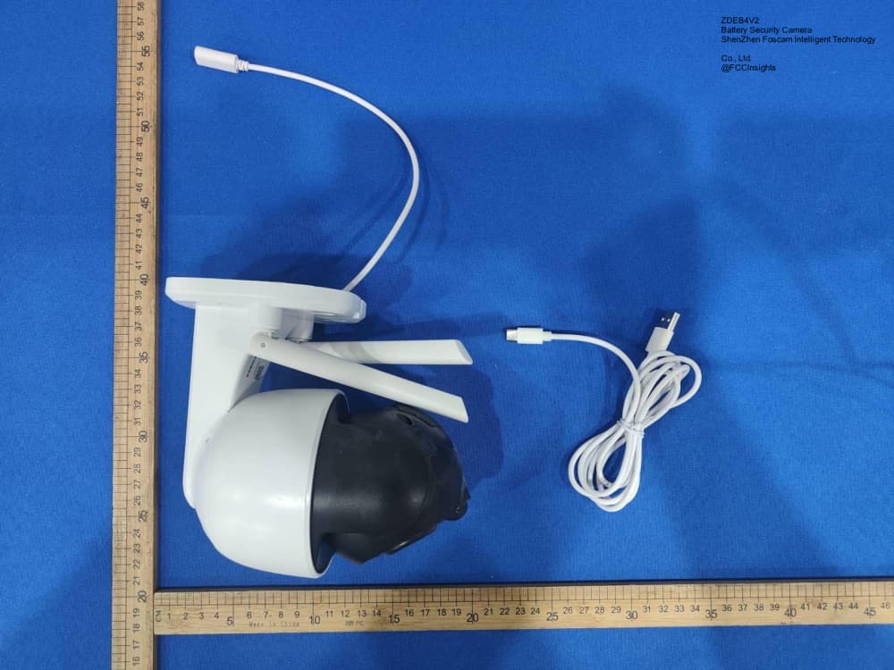 Battery Security Camera by ShenZhen Foscam Intelligent Technology Co., Ltd. External Photos 2